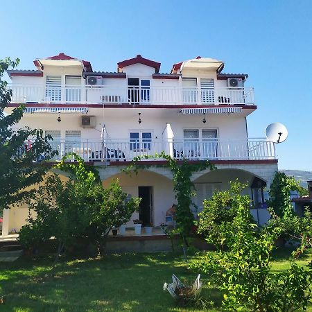Apartmant Sucic Каштела Екстер'єр фото