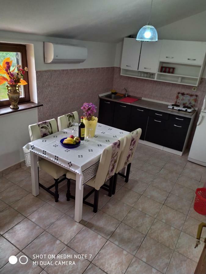 Apartmant Sucic Каштела Екстер'єр фото