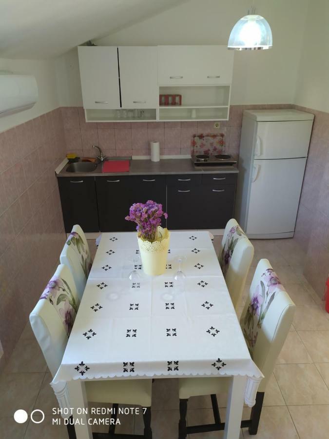 Apartmant Sucic Каштела Екстер'єр фото